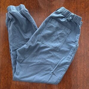 Style & Co. Blue Capri Pants with Relaxed Fit Women’s Sz 4